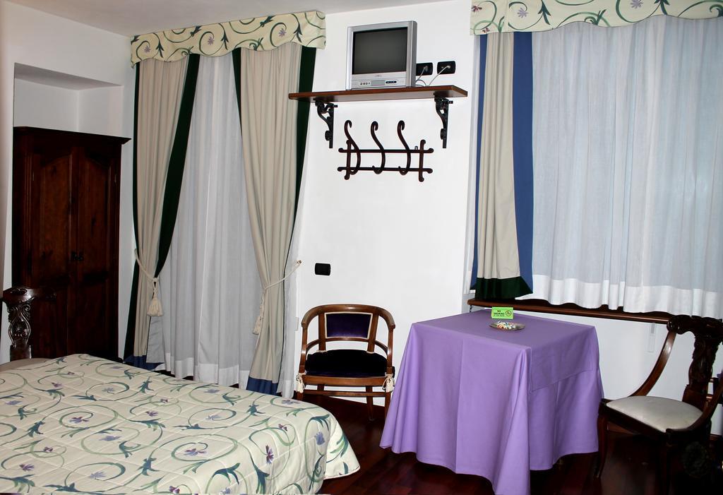 Hotel Centrale Bellagio Luaran gambar